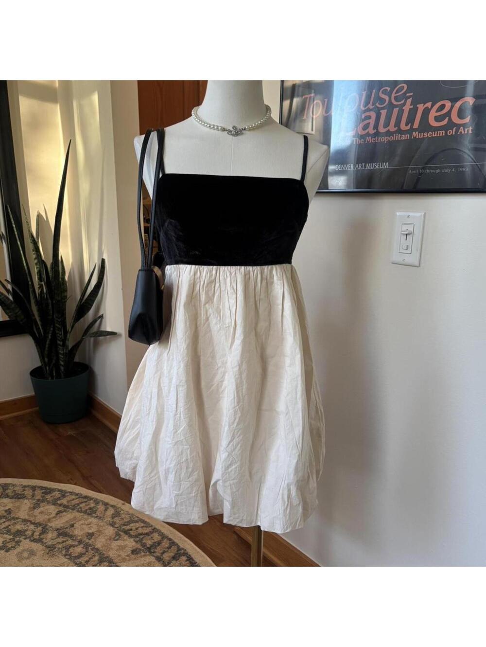 NWT American Eagle Velvet Babydoll Mini Dress Coquette Balletcore Size XS S